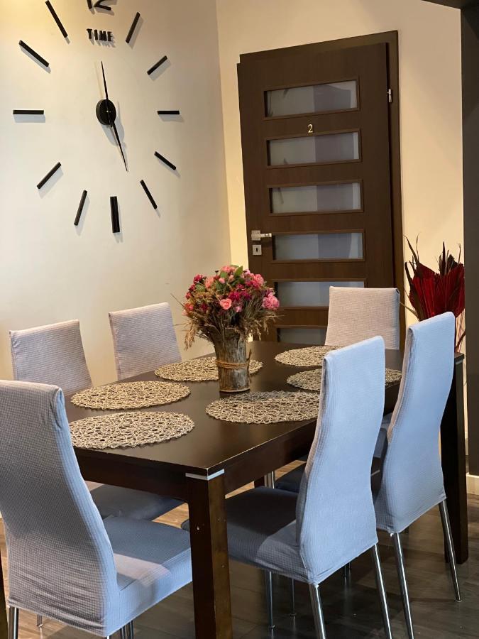 Apartament Jagiellonska ซอสนอวีแยตส์ ภายนอก รูปภาพ